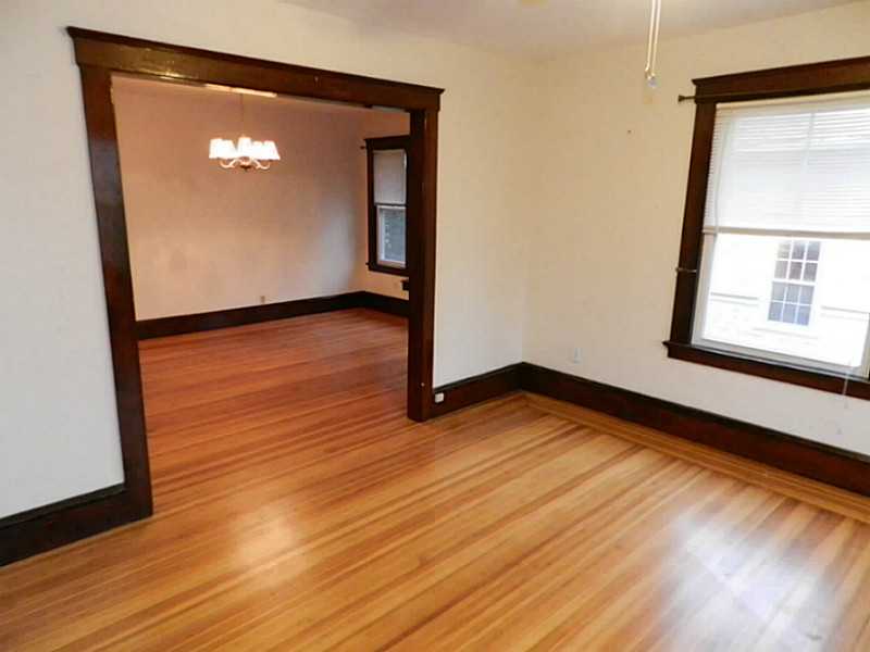 319 BROADWAY Street