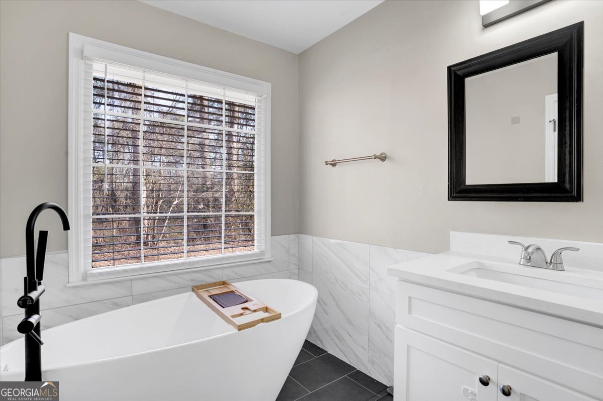 752 Stone Breeze Lane