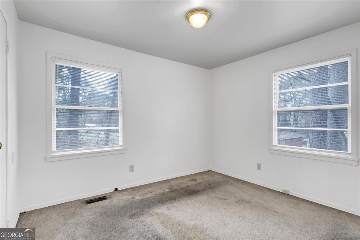 3272 Kingston Road NW