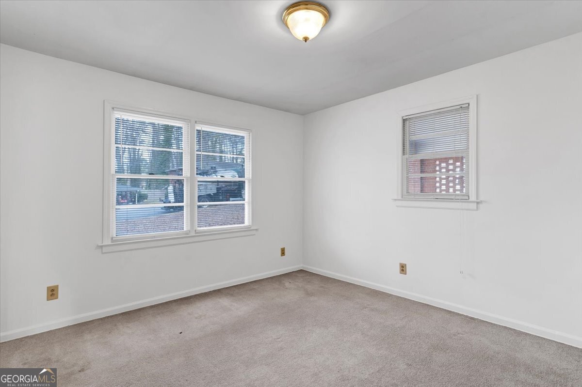 3272 Kingston Road NW