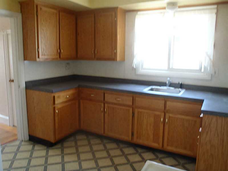 27 LIVINGSTON Place