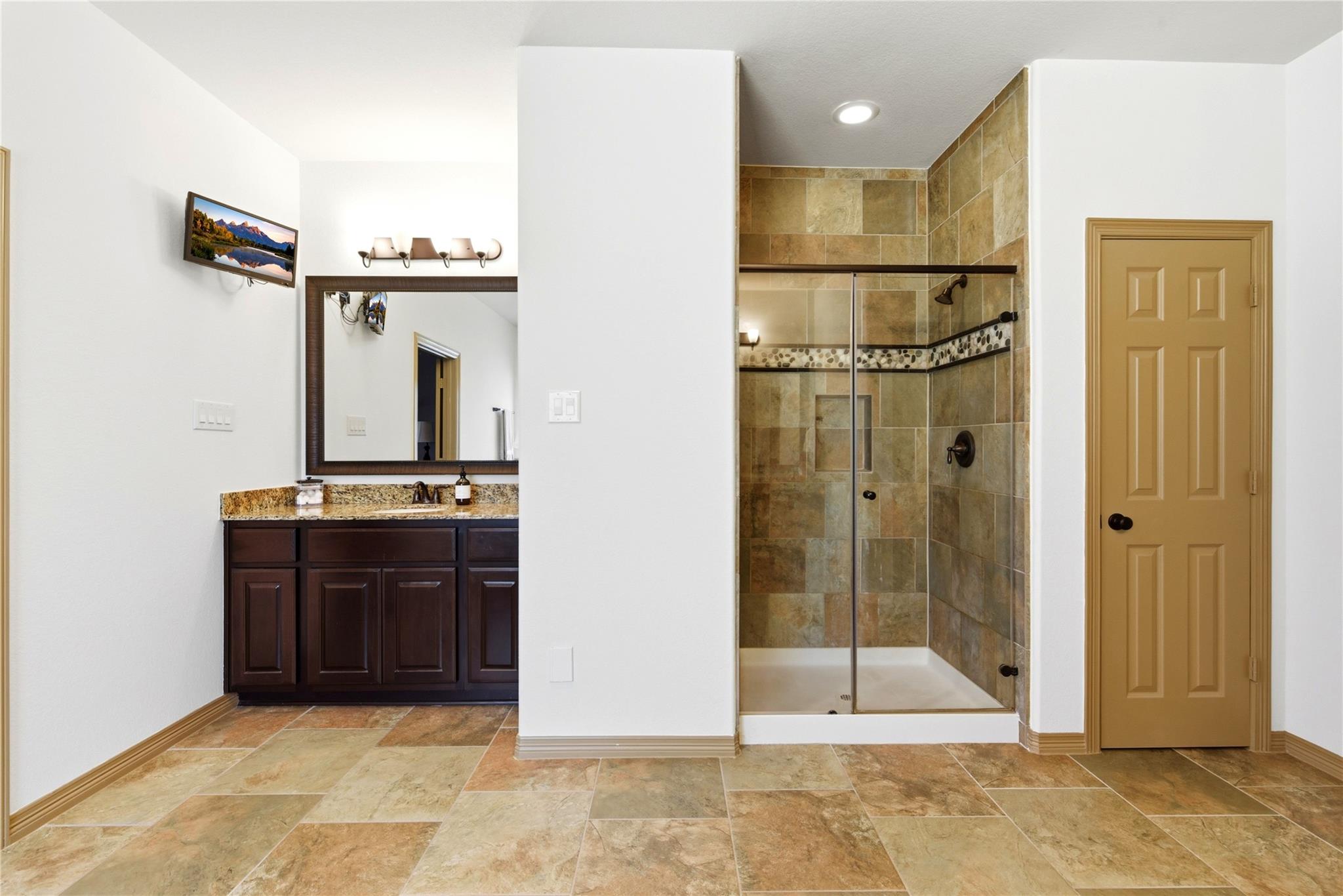 2805 Shadow Woods Court