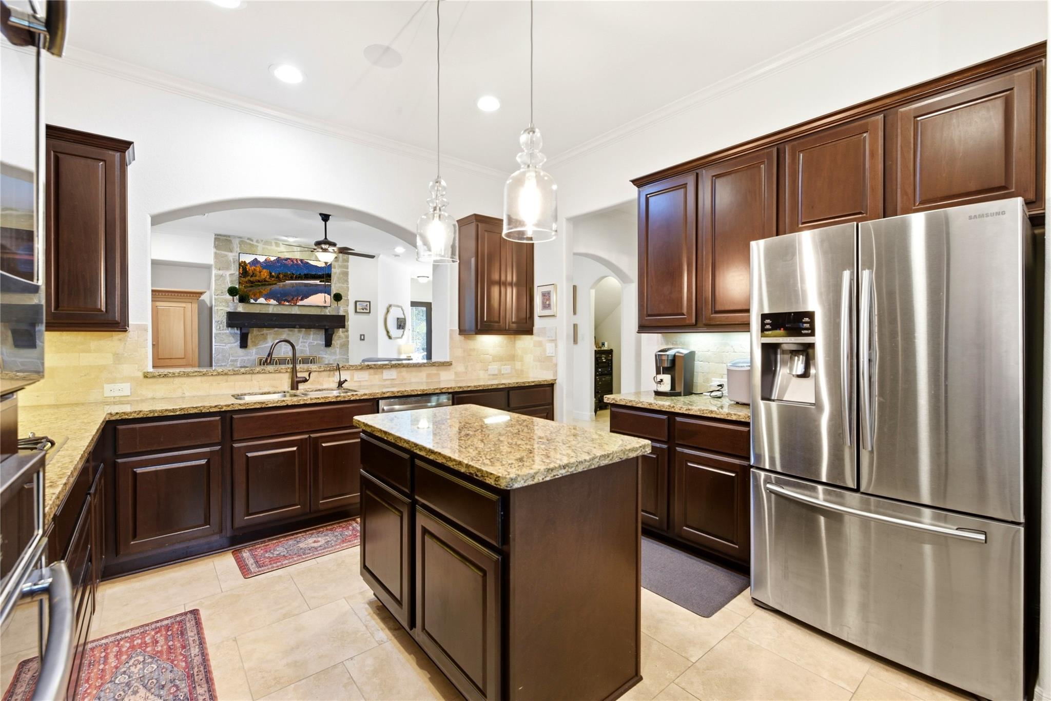 2805 Shadow Woods Court