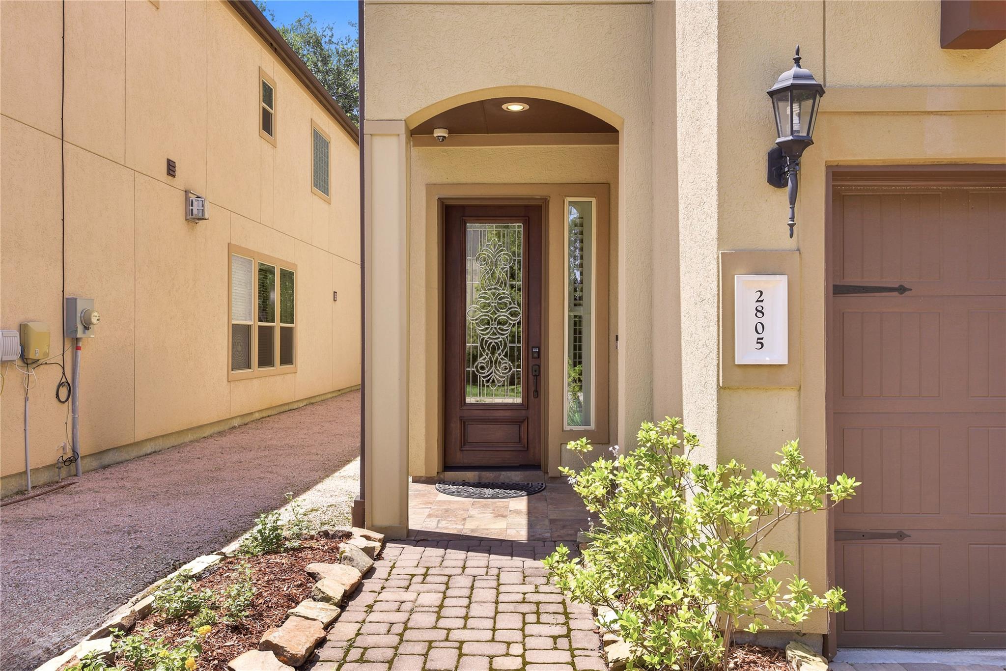 2805 Shadow Woods Court