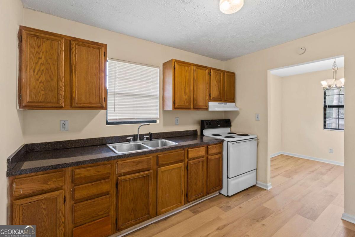 977 Conley Road SE