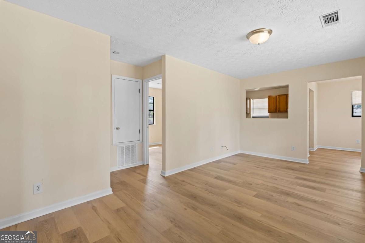 977 Conley Road SE