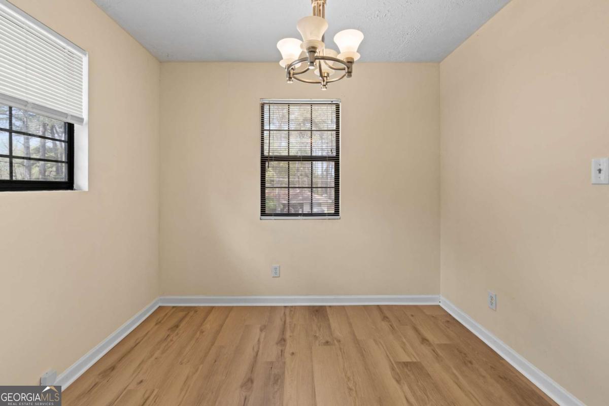 977 Conley Road SE