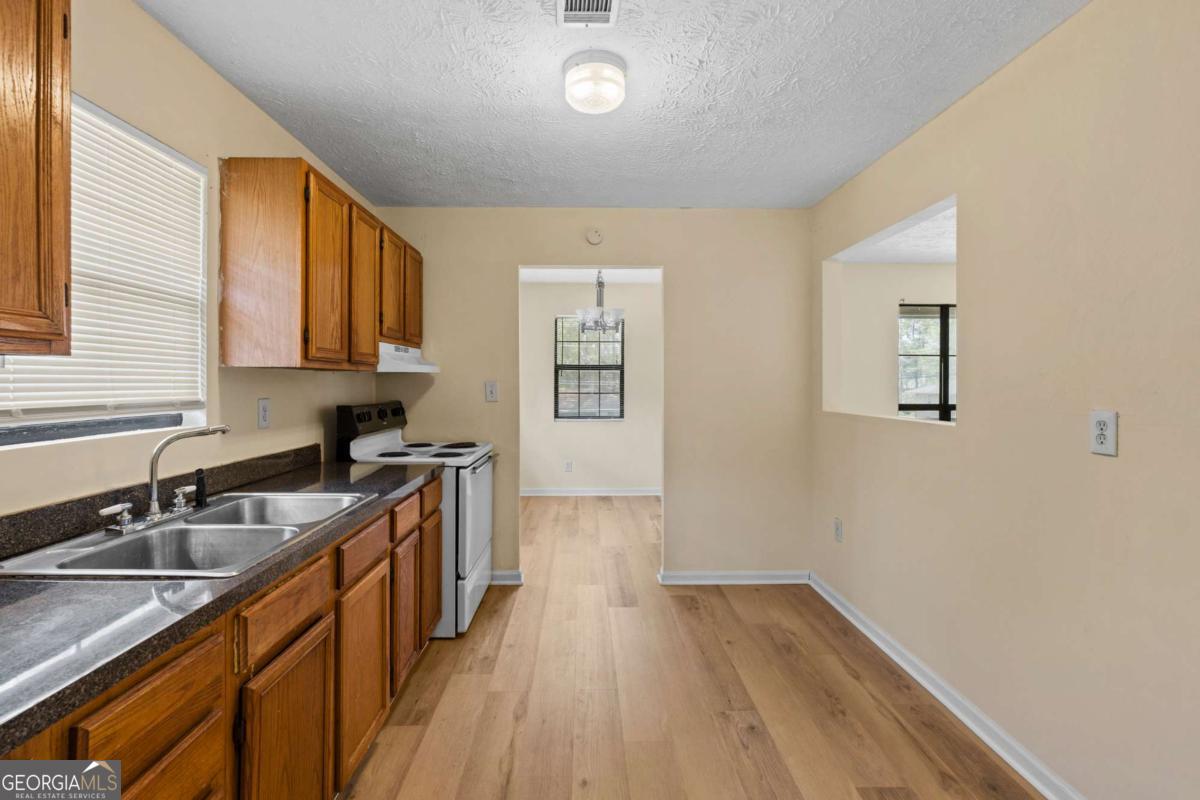 977 Conley Road SE