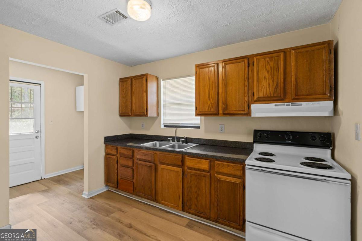 977 Conley Road SE