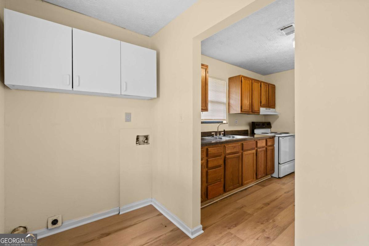 977 Conley Road SE
