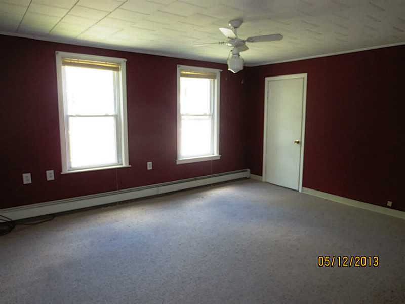 543 SMITHFIELD Road 2