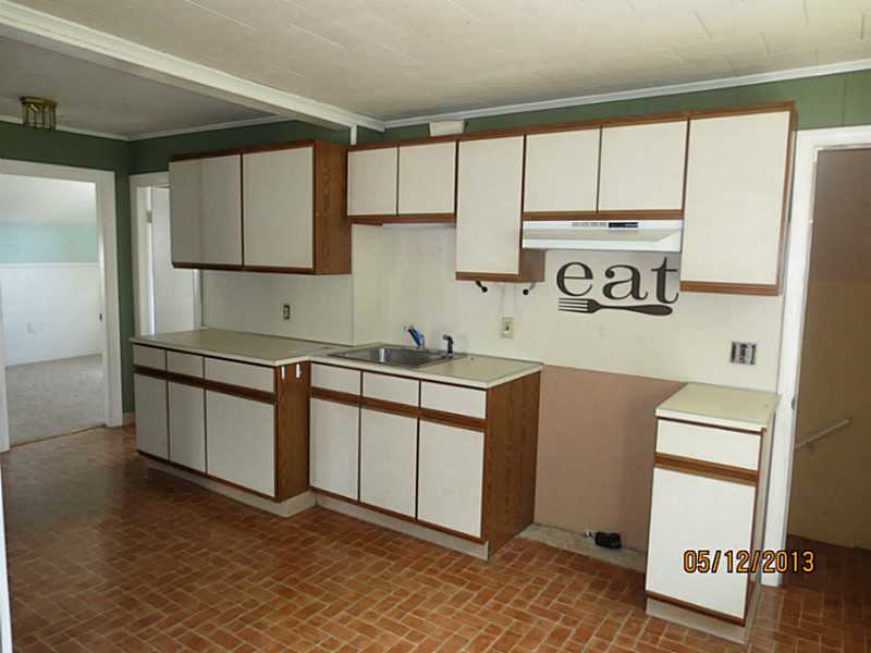 543 SMITHFIELD Road 2