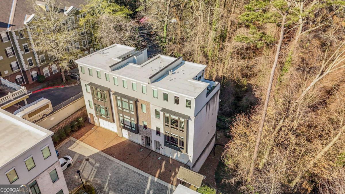 773 Lenox Lane