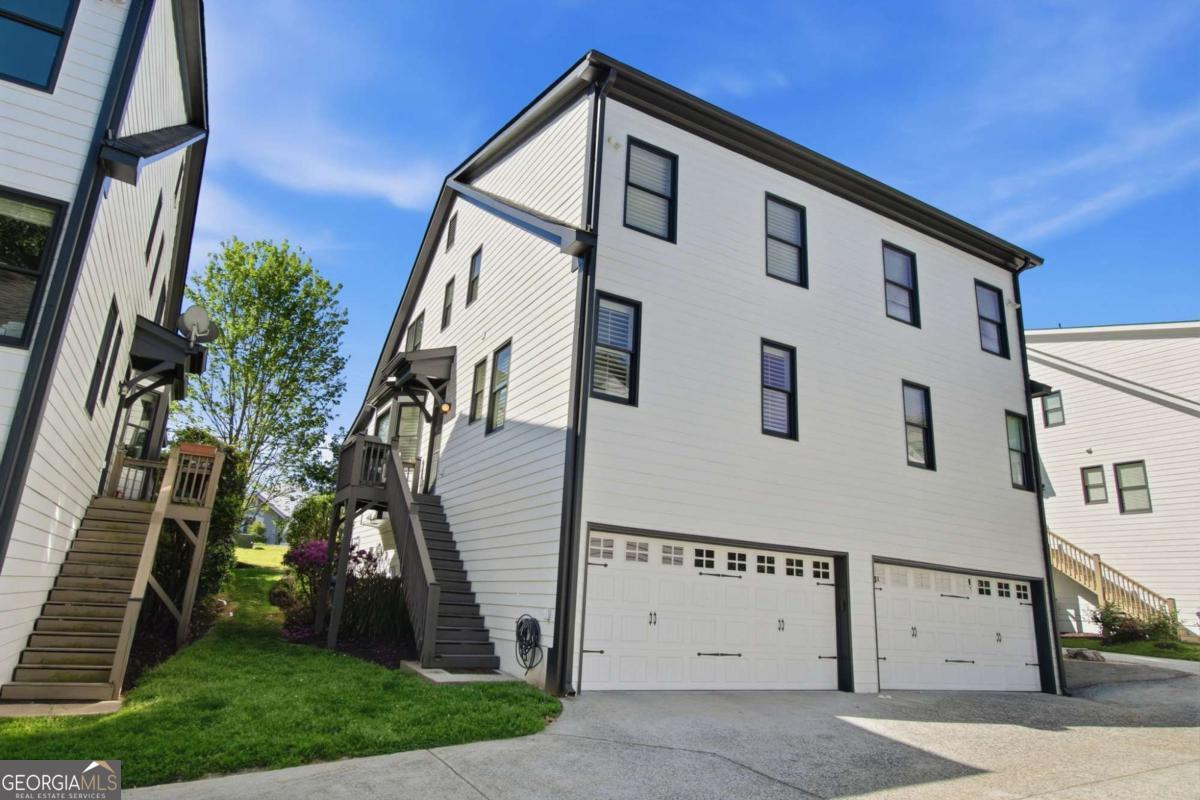 1433 Carroll Drive NW # 8