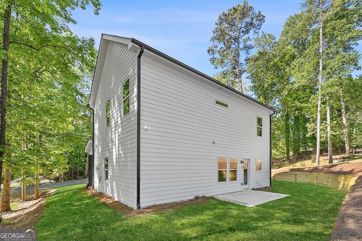 3035 Hamilton Road