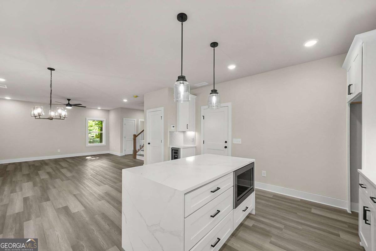 3035 Hamilton Road