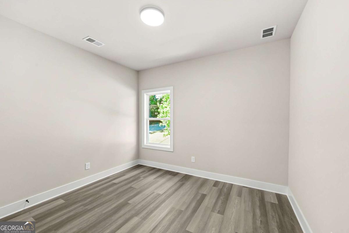 3035 Hamilton Road