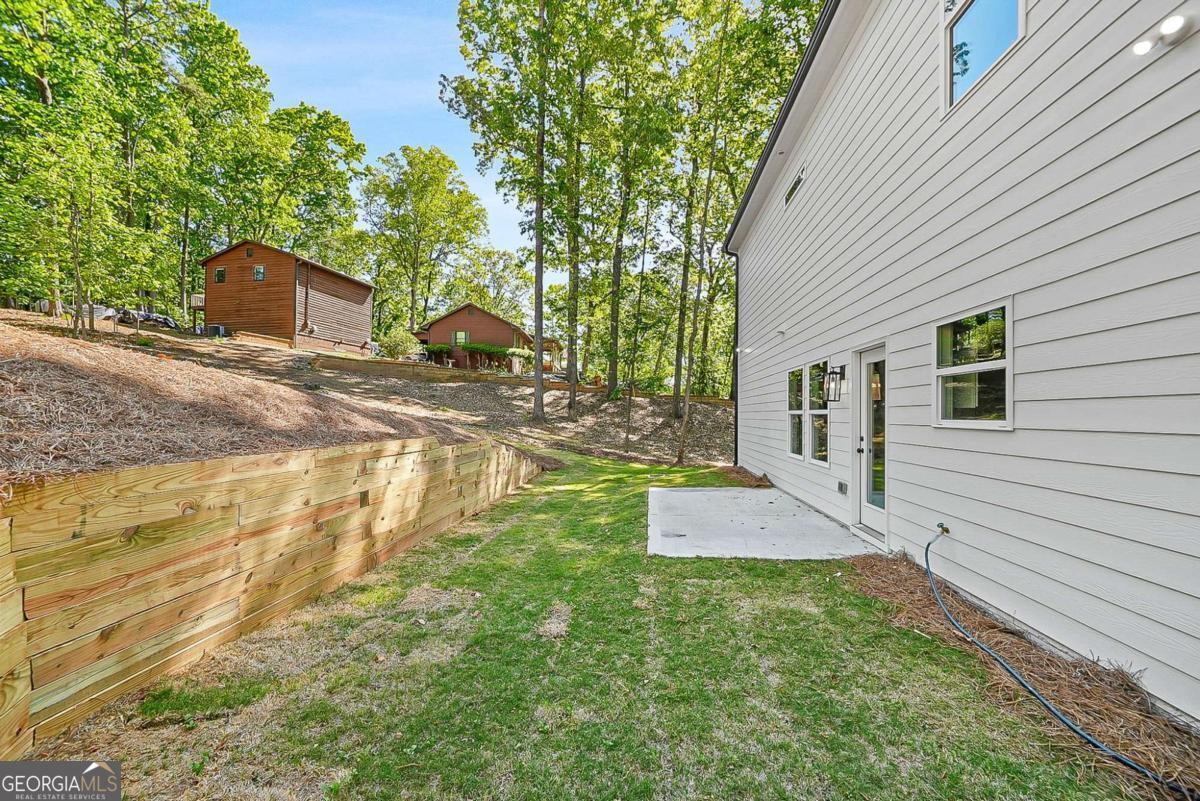 3035 Hamilton Road