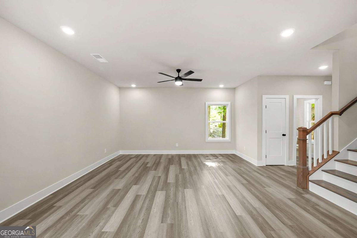 3035 Hamilton Road