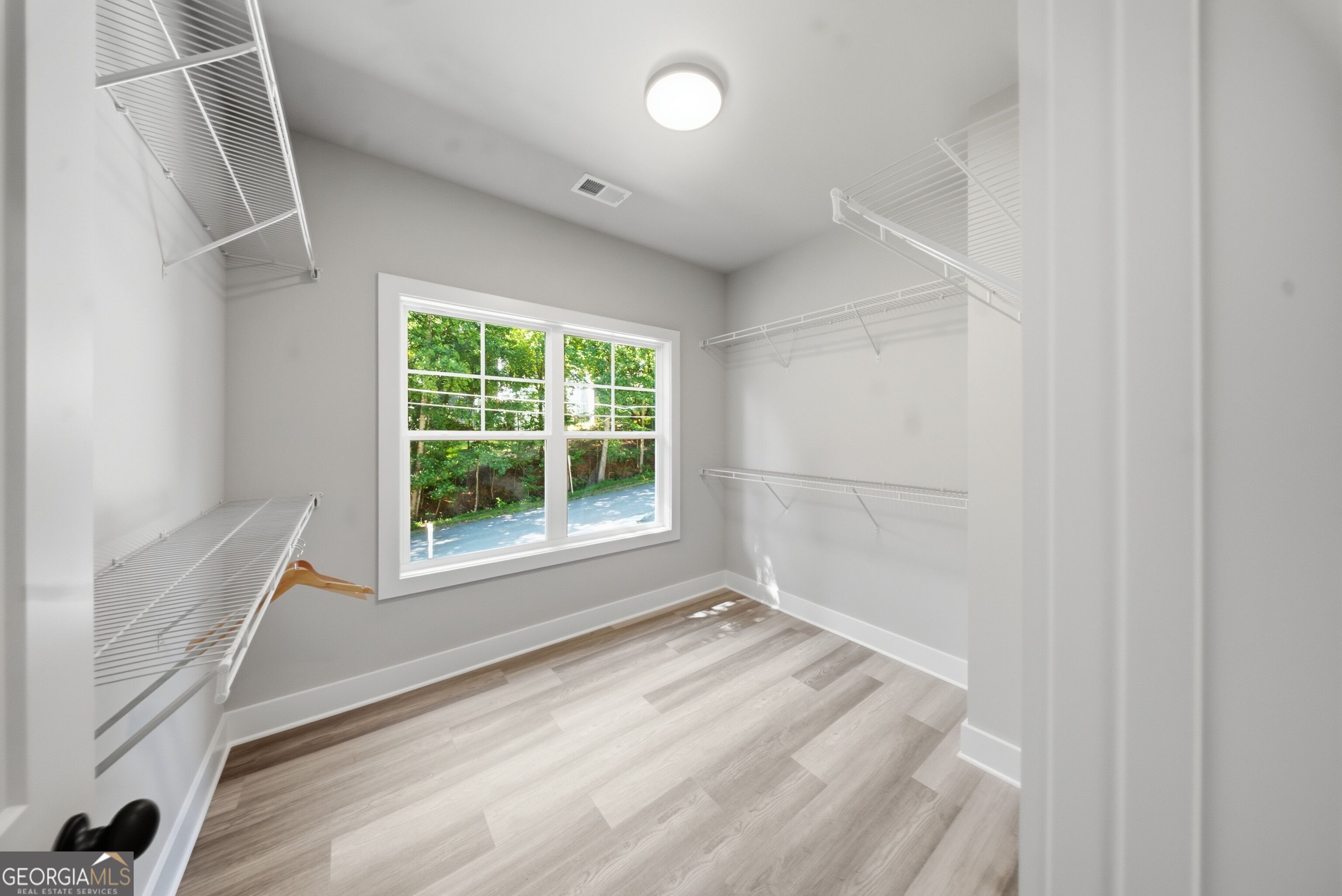 3035 Hamilton Road