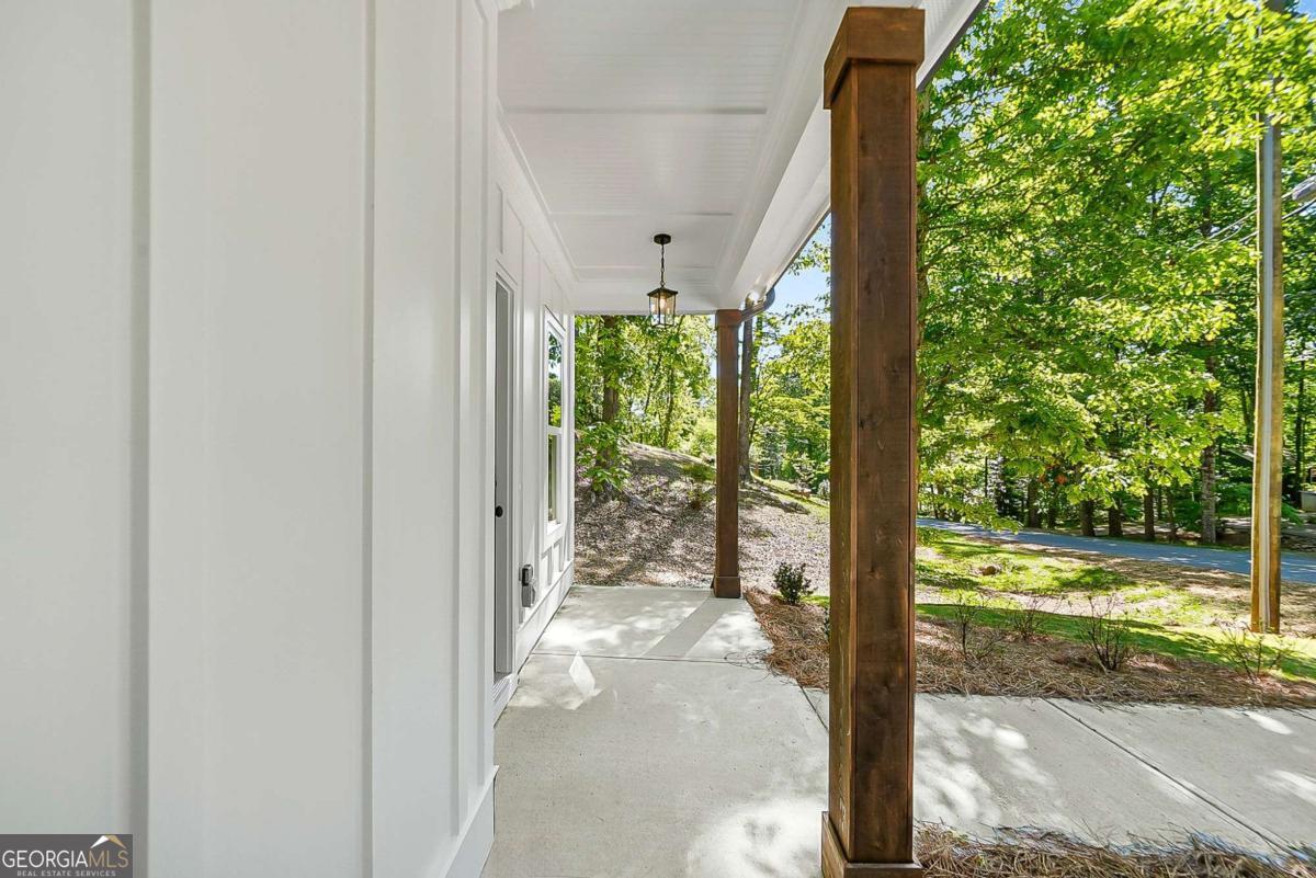 3035 Hamilton Road