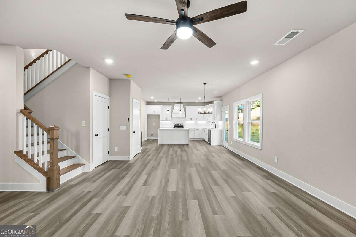3035 Hamilton Road