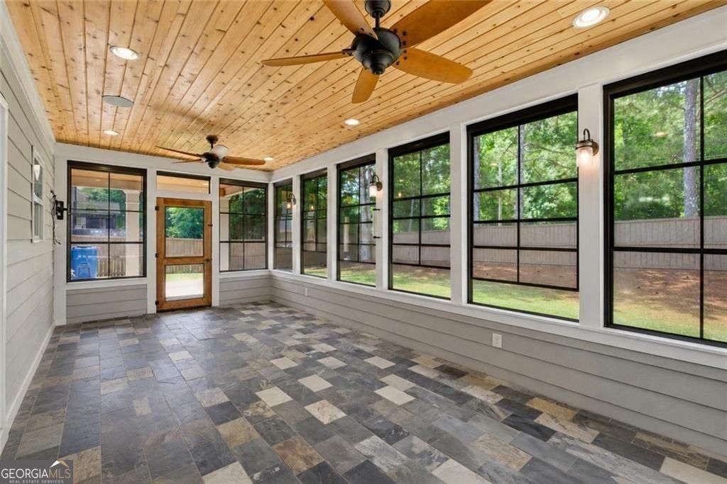 1398 Mill Pointe Court