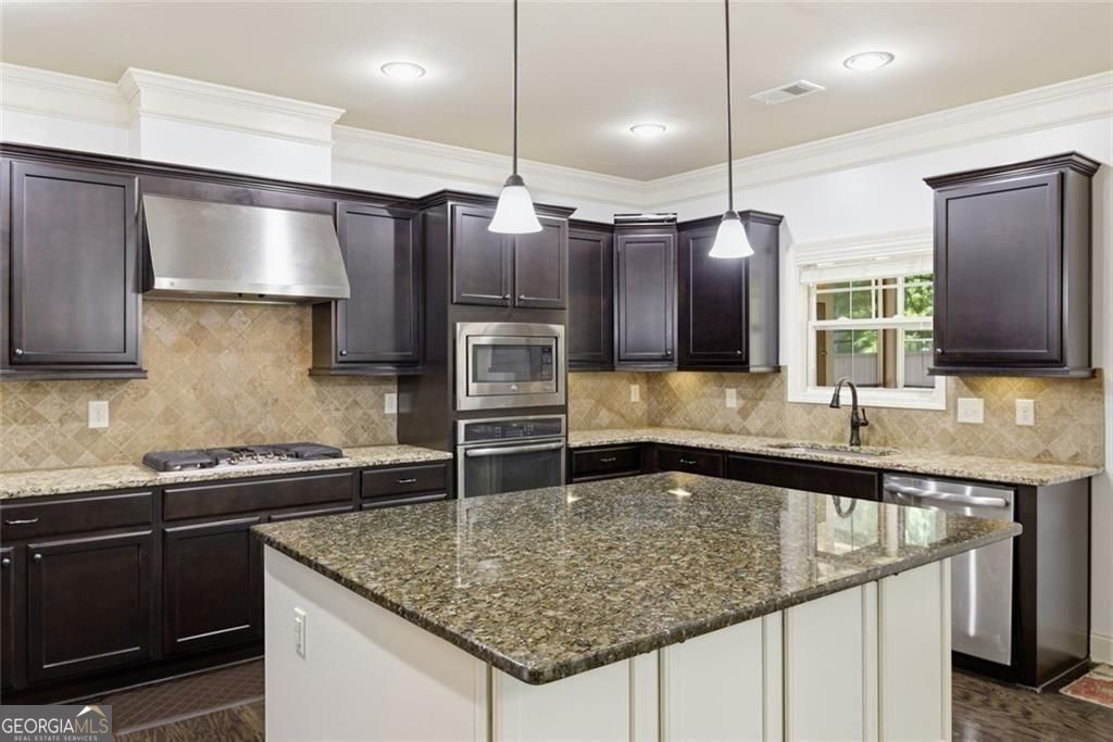 1398 Mill Pointe Court