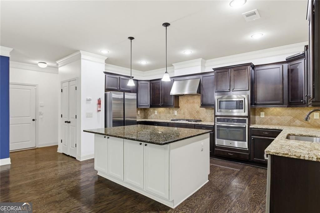 1398 Mill Pointe Court