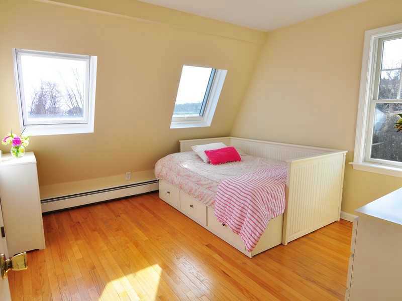 26 PEGGY Lane