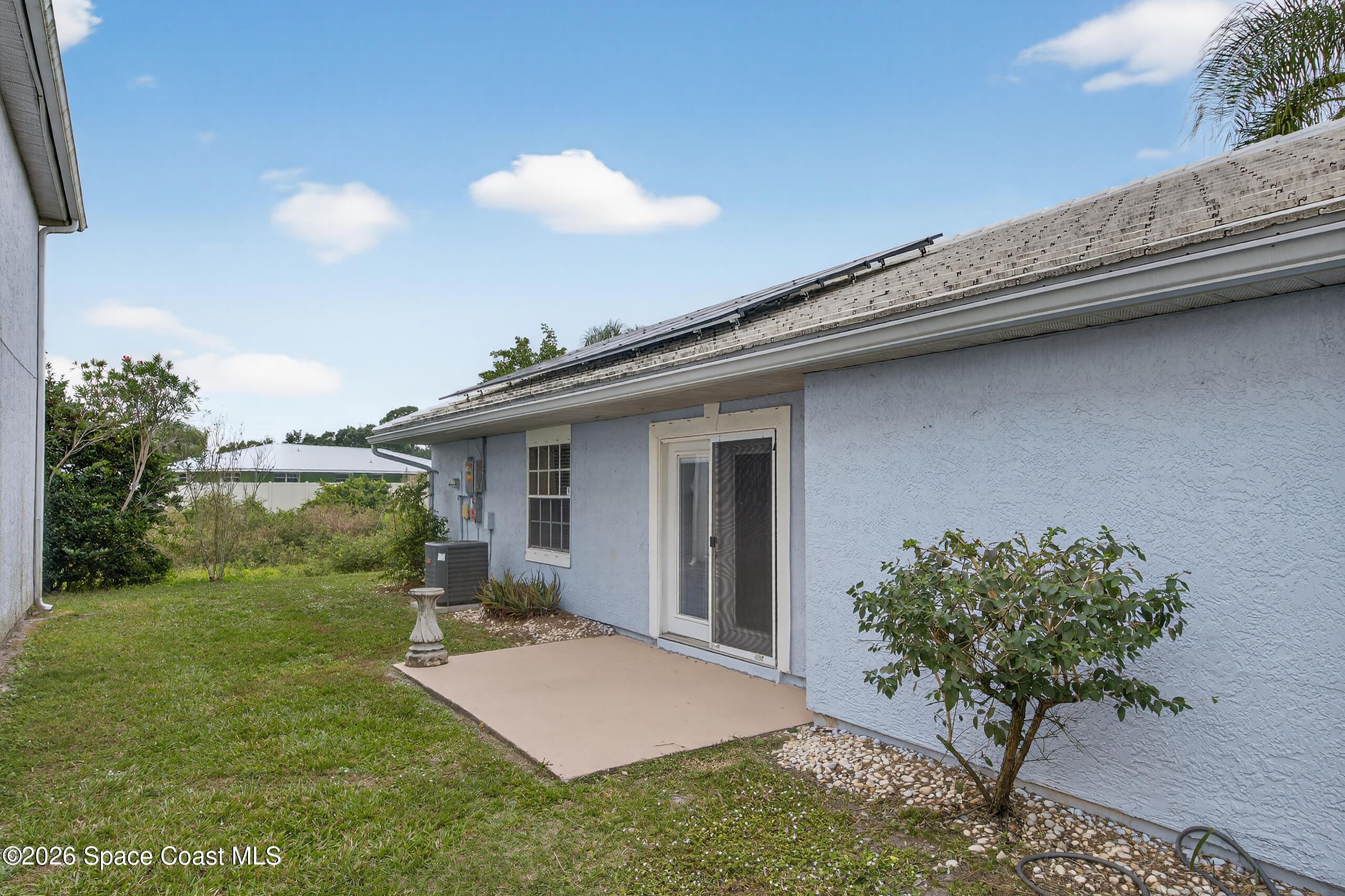 1924 Sugarberry Court NE