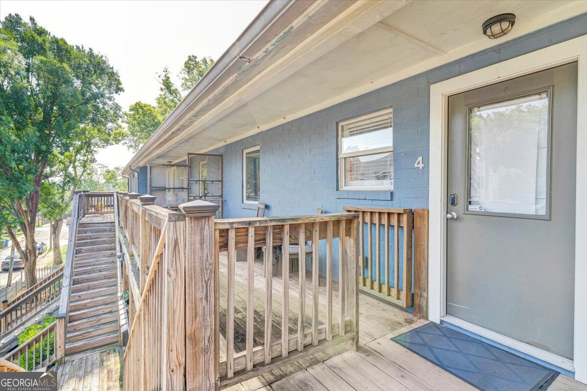 562 Formwalt Street SW # 4