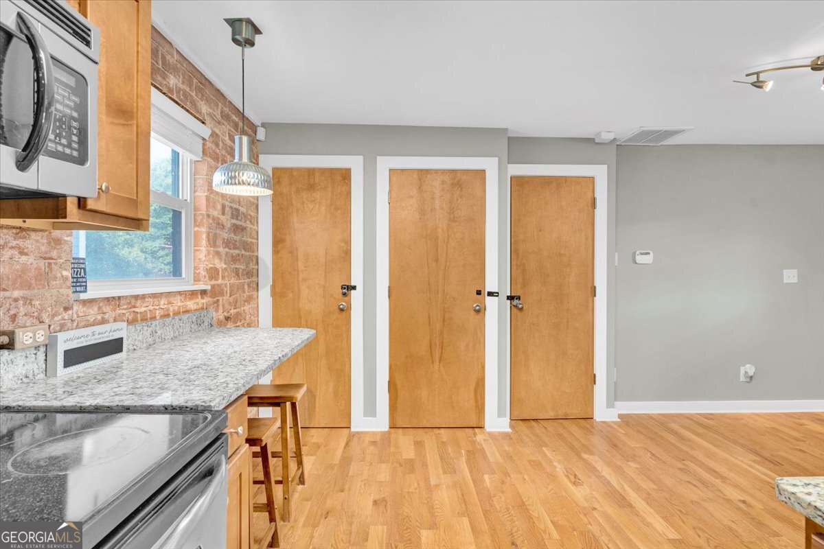 562 Formwalt Street SW # 4