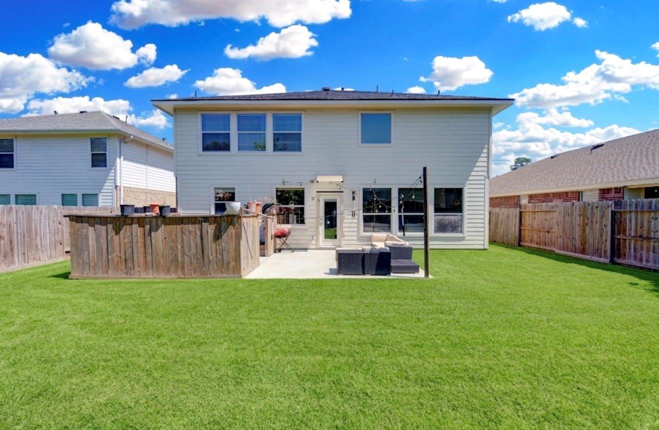 18919 Squirrel Oaks Drive