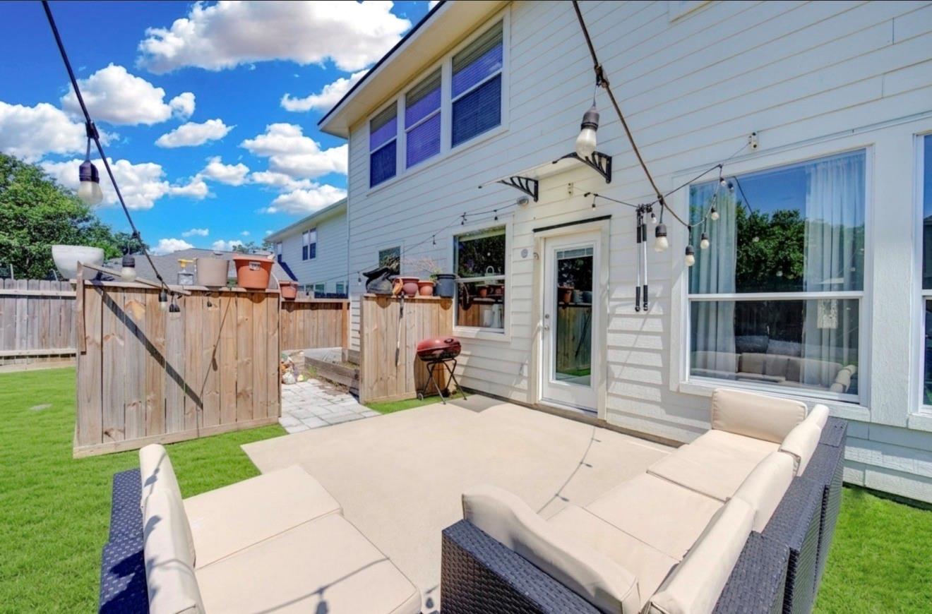 18919 Squirrel Oaks Drive