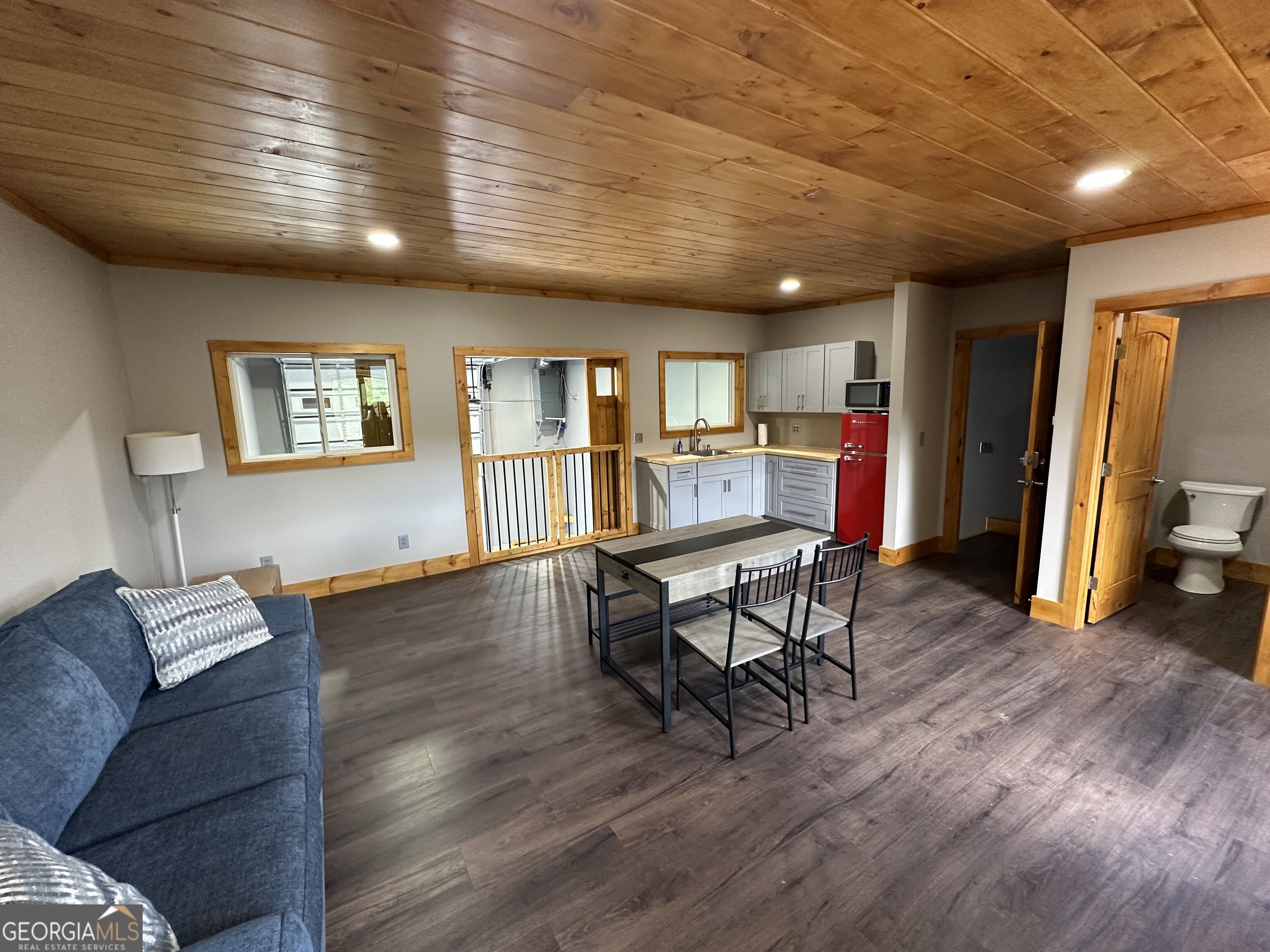 0 Barnard Lane UNIT 202