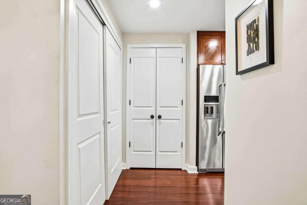 3338 Peachtree Road NE # 2105