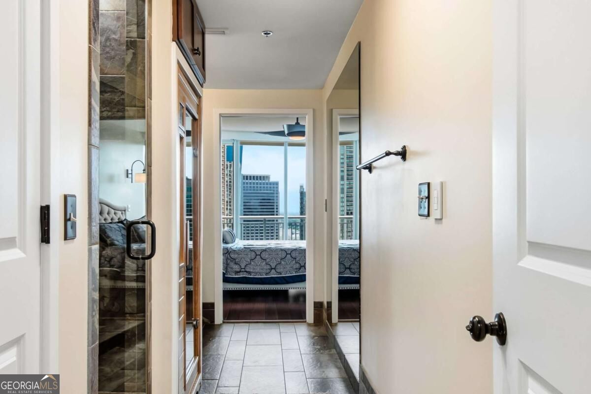 3338 Peachtree Road NE # 2105
