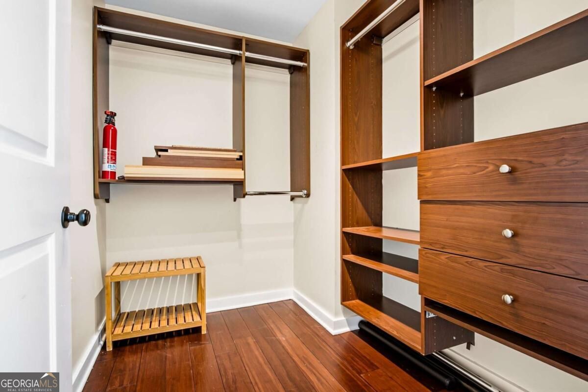 3338 Peachtree Road NE # 2105