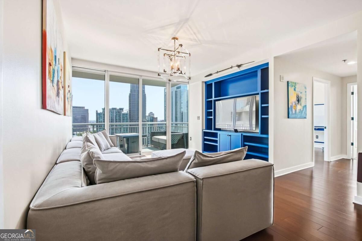 3338 Peachtree Road NE # 2105