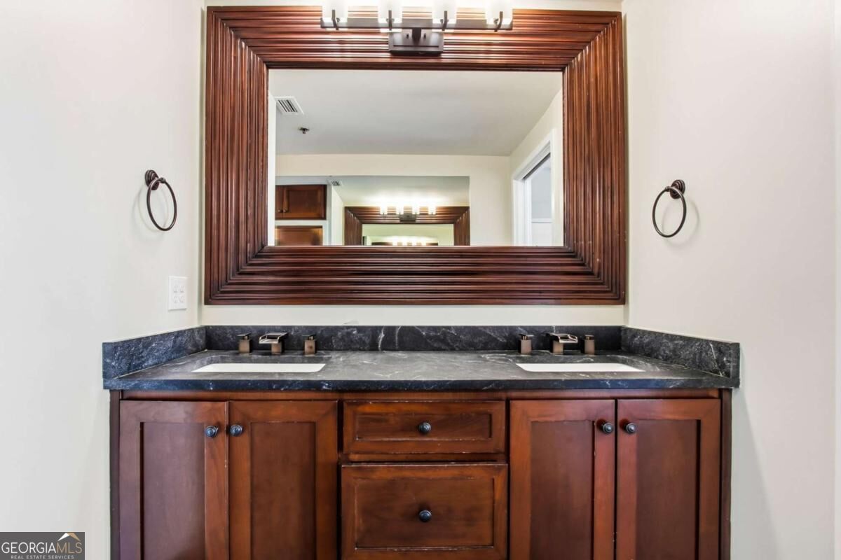 3338 Peachtree Road NE # 2105