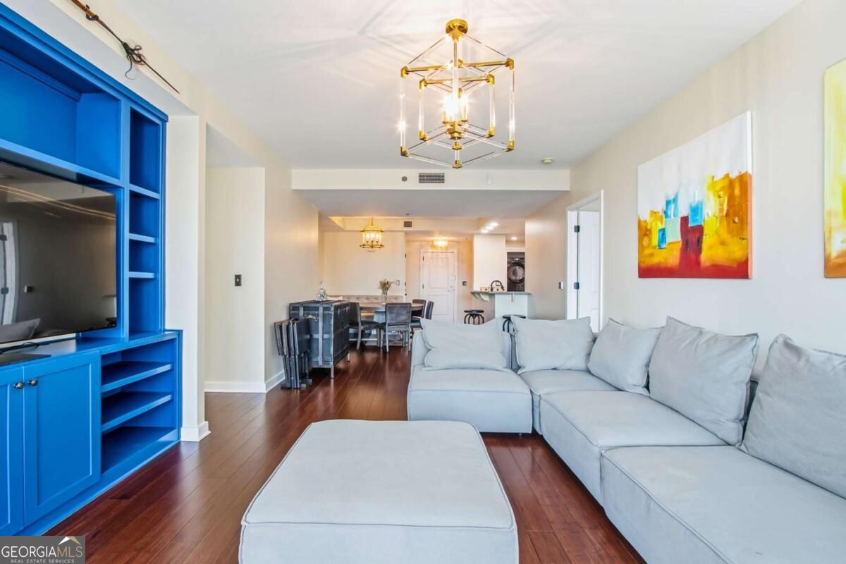 3338 Peachtree Road NE # 2105