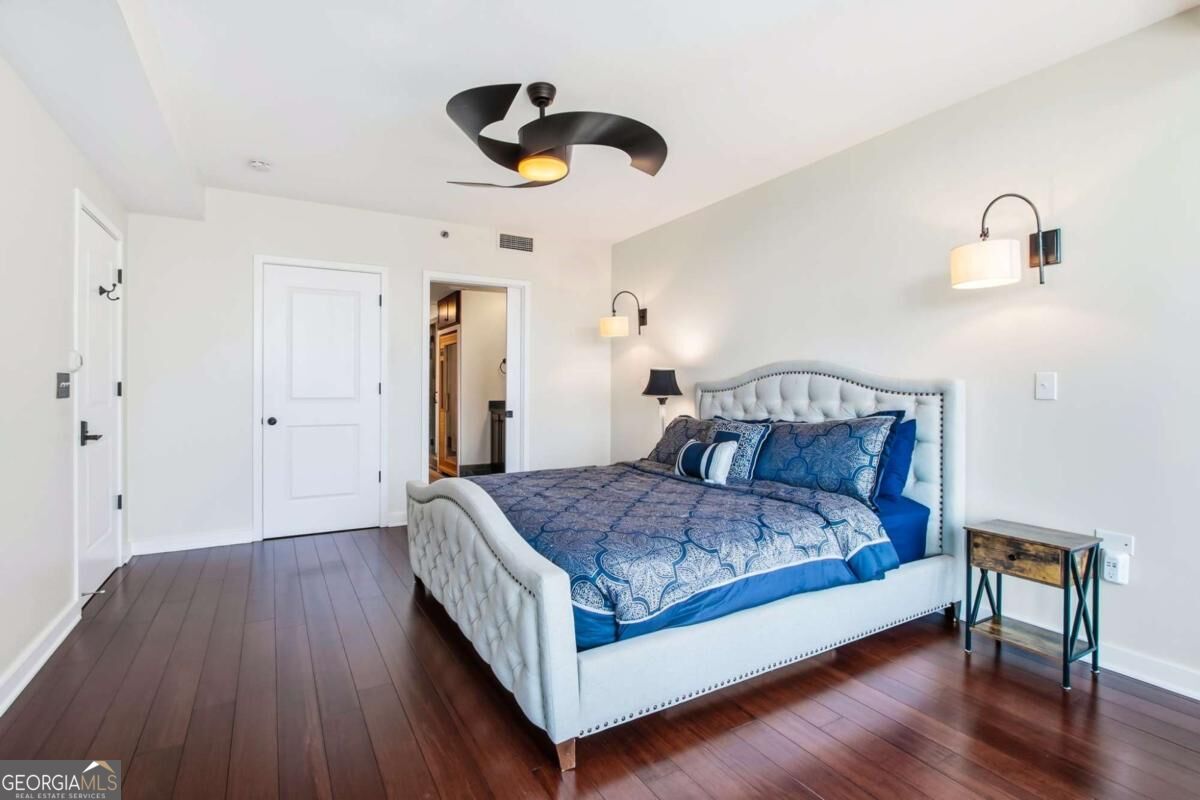 3338 Peachtree Road NE # 2105