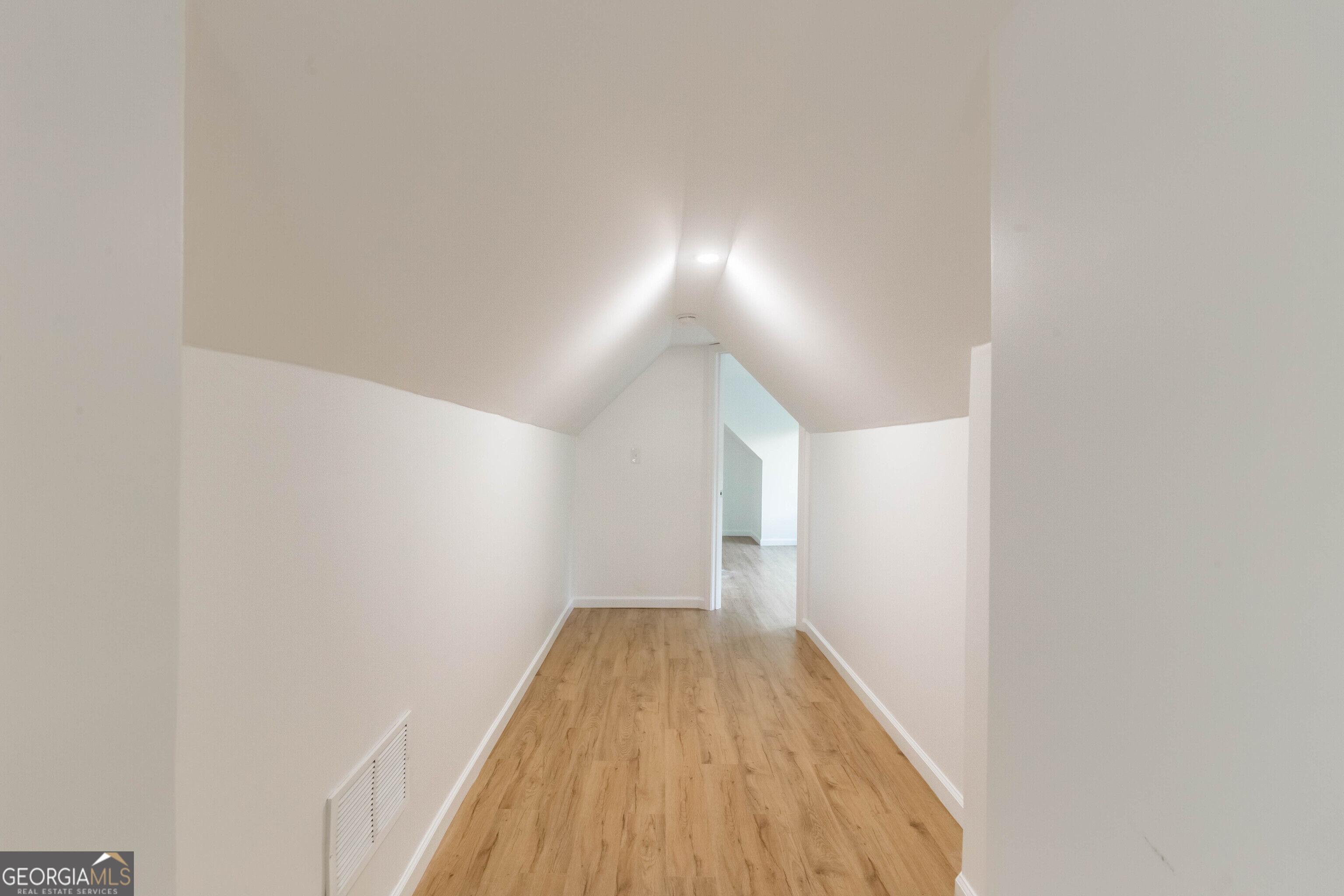1170 Niles Avenue NW