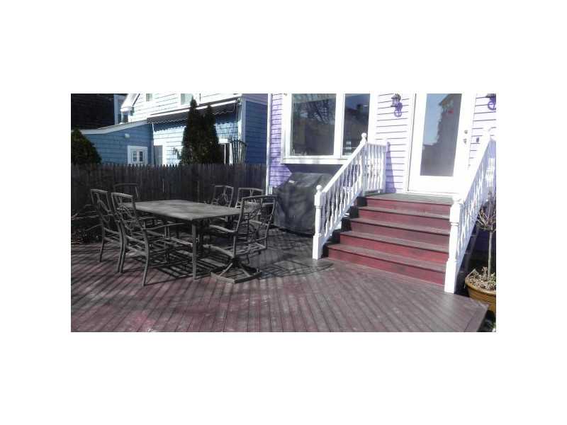 49 HOLLAND Street