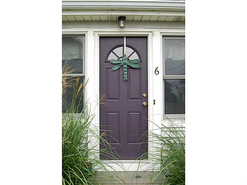 6 EUSTIS Avenue