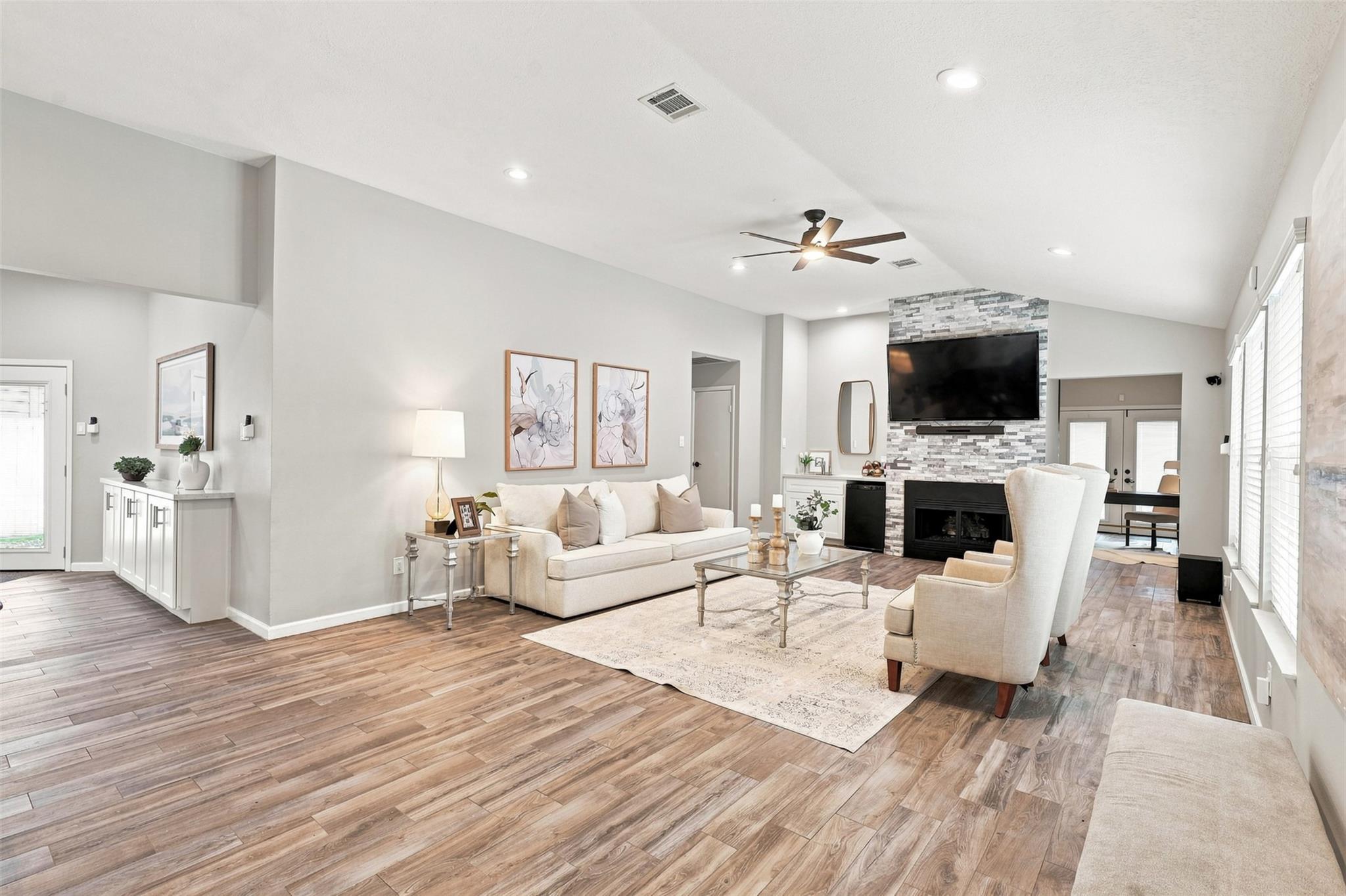 1438 Middlesbrough Lane
