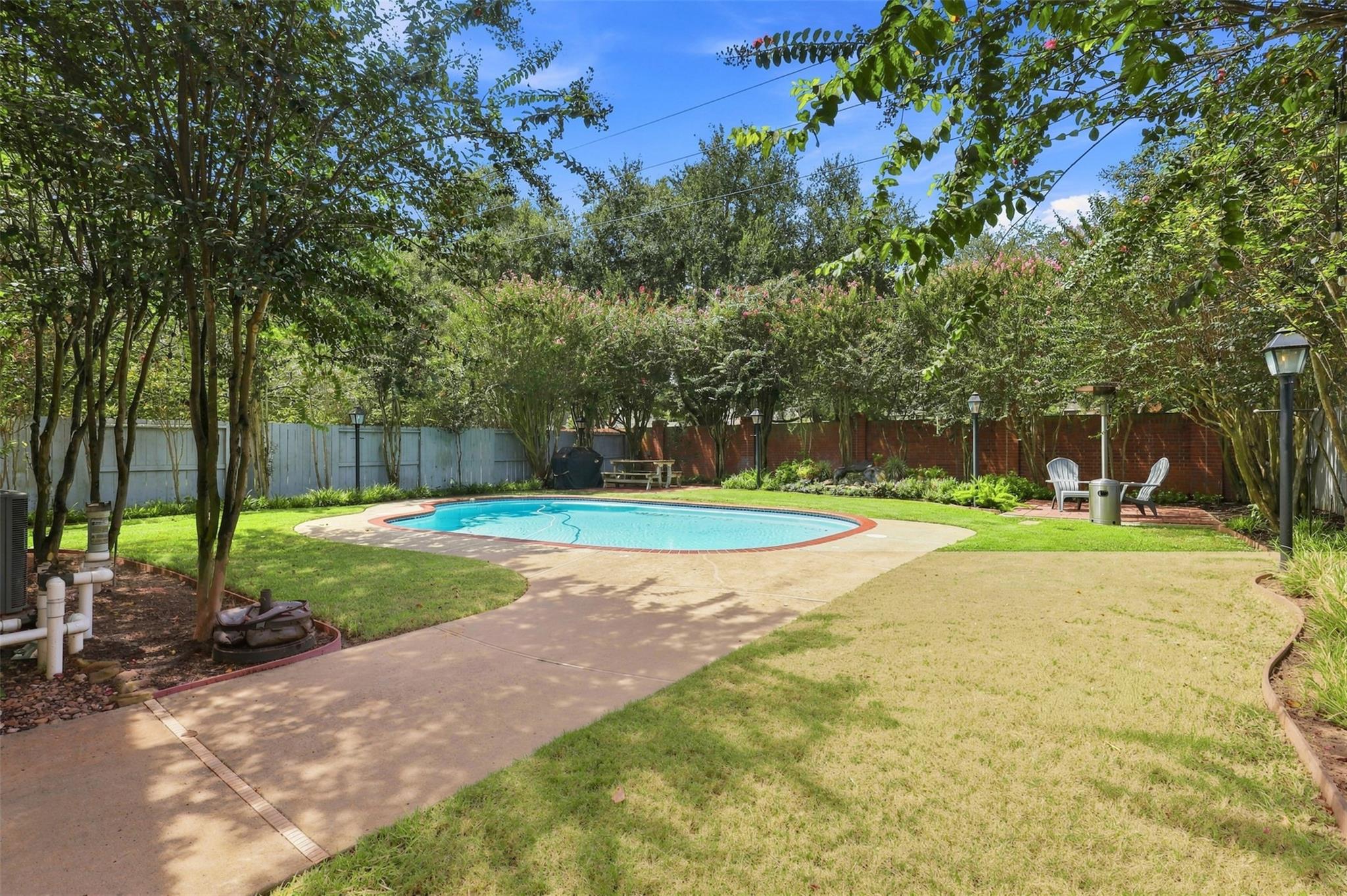 1438 Middlesbrough Lane