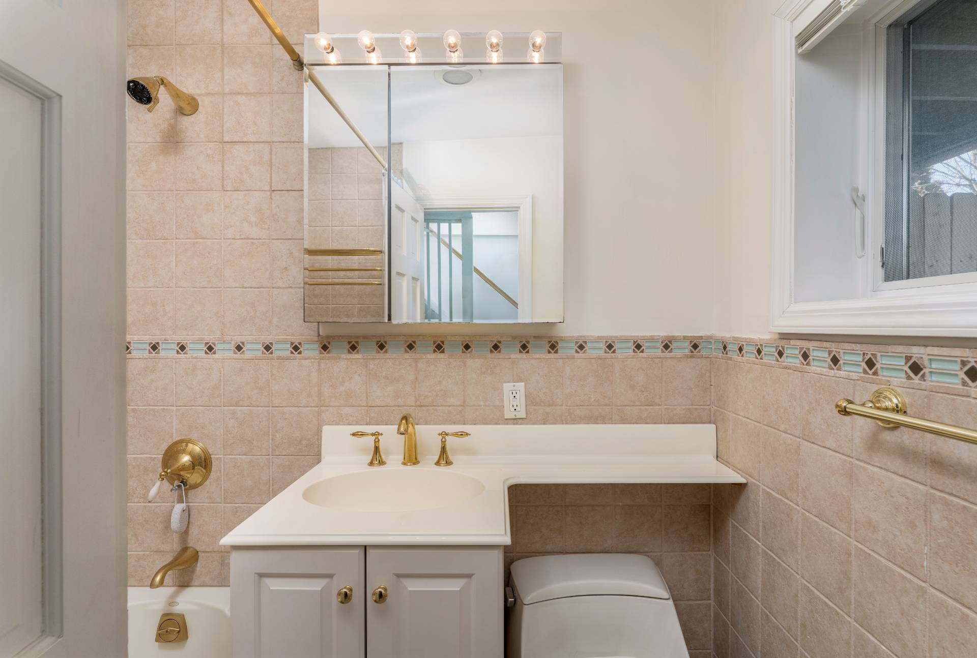 379 Bluff Road, #119
