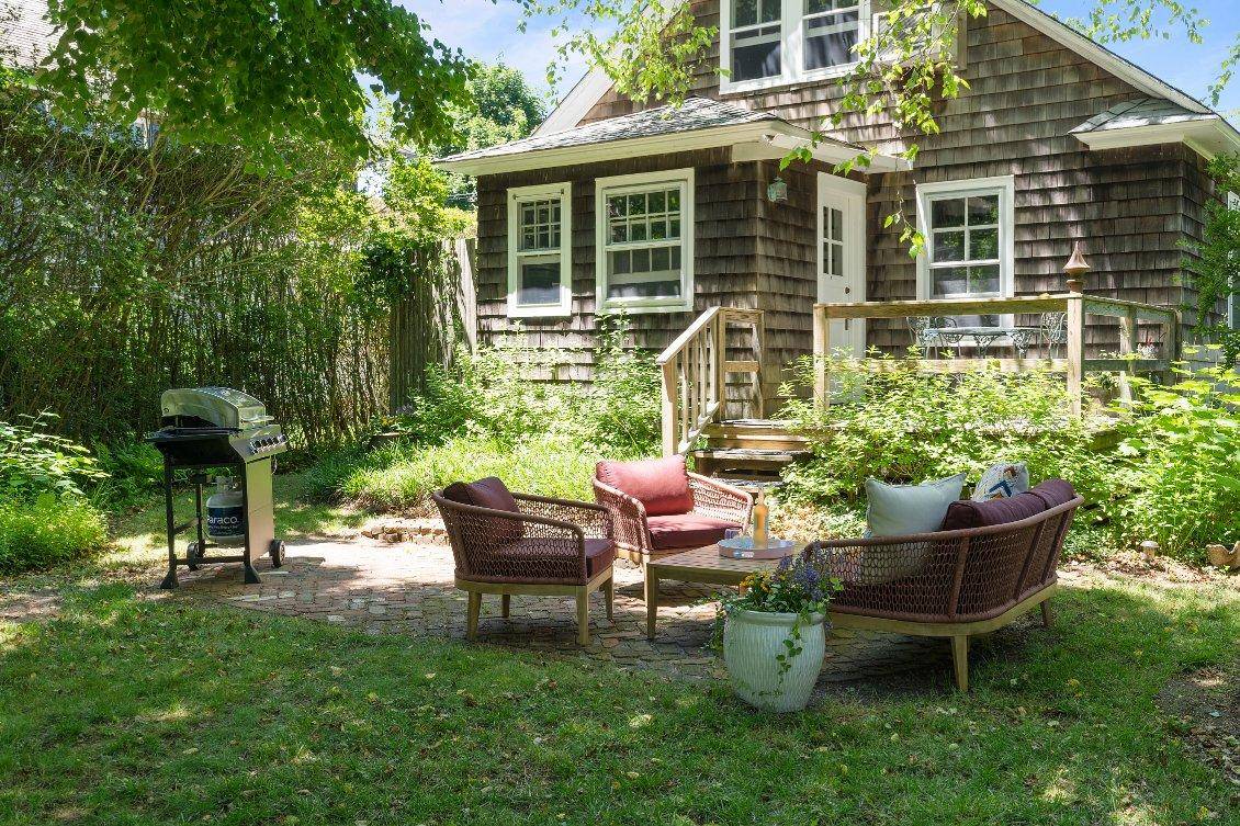 10 Pleasant Lane